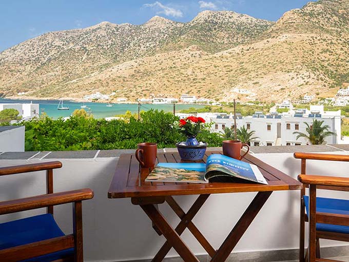 Apartment 4 - Balcony with a view of the sea