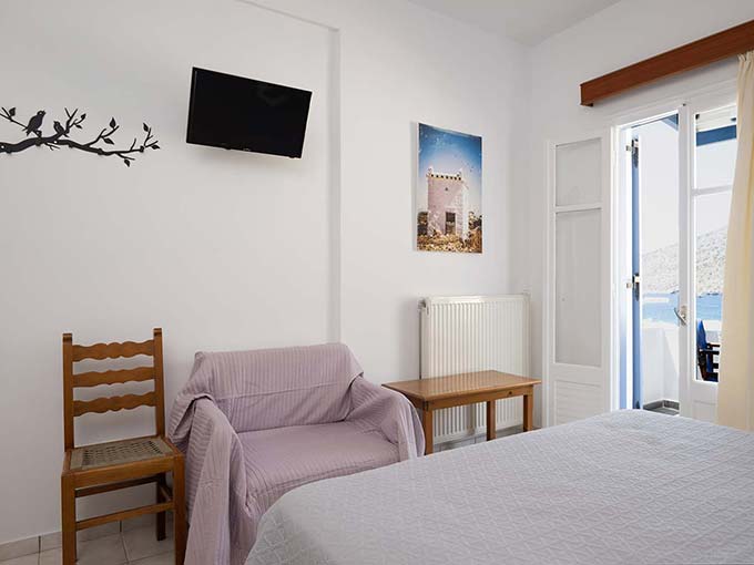 The interior of the apartment 5