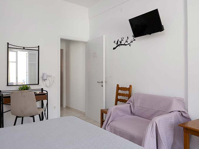 The interior of the apartment 5